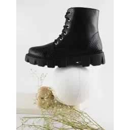 TRYME Women's Black Derby Boots