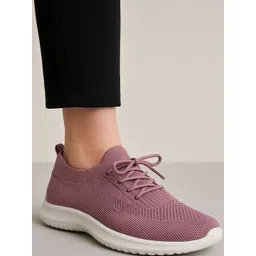 TRZ Women Textured Sneakers