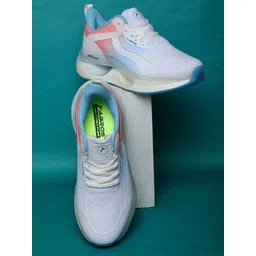 TYLOR Sneakers For Men