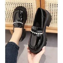 Upper Beads Detailed Black Loafers For Girls Loafers For Women