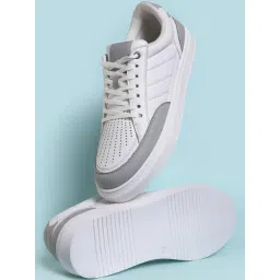 V8 By Ruosh Men's Groove White & Grey Casual Sneakers