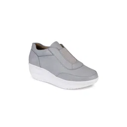 VALIOSAA Women Grey Perforations Slip-On Sneakers