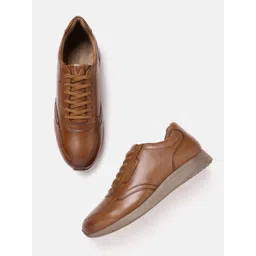 Van Heusen Men Leather Sneakers