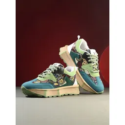 Vellinto Men Colourblocked Lightweight Sneakers