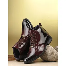 Vellinto Men Round Toe Regular Boots