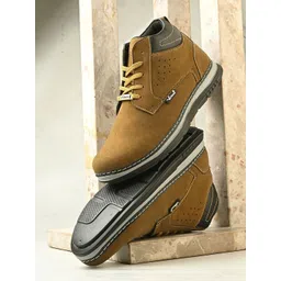 Vellinto Men Textured Casual Regular Boots