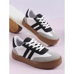 VENDOZ Women Colourblocked Lightweight Sneakers