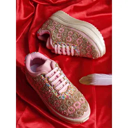 VENDOZ Women Embellished Sneakers
