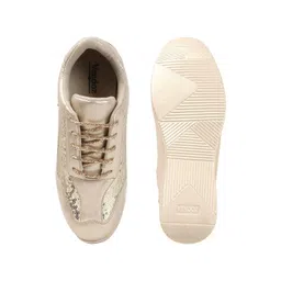 VENDOZ Women Textured Sneakers