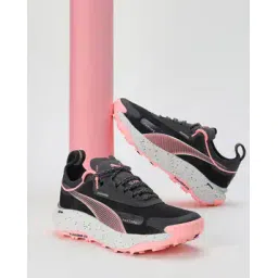 Voyage Nitro 3 Lace-Up Running Shoes