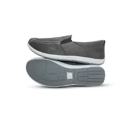 WALKLINE Men Round Toe Synthetic Sneakers