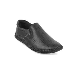 WALKWAY by Metro Men Perforations Slip-On Sneakers