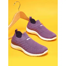 WELCOME Women Slip-On Sneakers