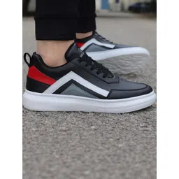 WHITE WALKERS Men Black Synthetic Leather Casual Shoes