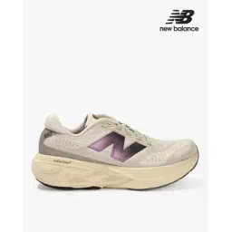 Women 880 Lace-Up Running Shoes