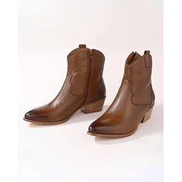 Women Ankle-Length Boots with Zip Closure