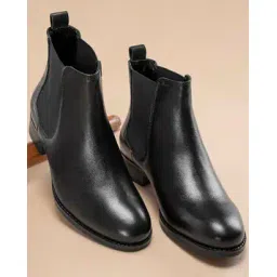 Women Ankle Length Chelsea Boots