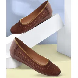 Women-Belly Casuals For Women