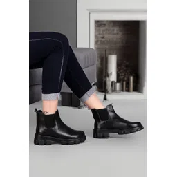 Women Boot's | Stylish Latest Fashionable Boots for Women's & Girl's Boots For Women