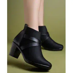 Women Boots with Suede Upper
