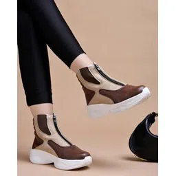 Women Boots with Synthetic Upper