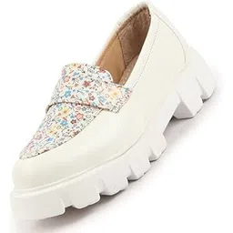 Women Casual Pull-On Shoes