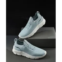 Women Casual Shoes With Mesh Upper