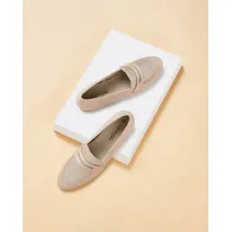 Women Casual Shoes with Suede Upper