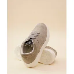 Women Casual Shoes With Synthetic Upper