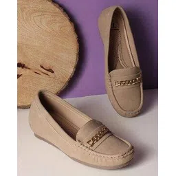 Women Casual Shoes with Synthetic Upper