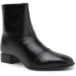 women Casual Textured Zippered Boots