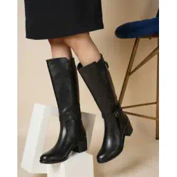 Women Knee-Length Boots with Zip Closure