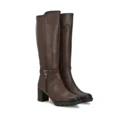 Women Knee-Length Boots with Zip Closure