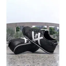 Women Lace-Up Casual Shoes