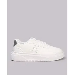 Women Low-Top Casual Shoes