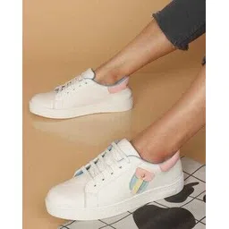 Women Low-Top Lace-Up Sneakers