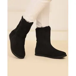 Women Mid-Calf Boots with Zip-Fastening