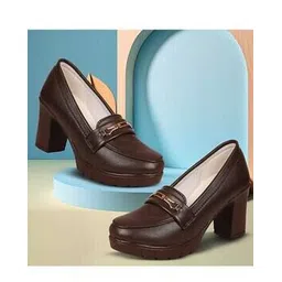 Women Regular Fit Slip-On Boots