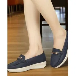 Women Regular Fit Slip-On Casual Shoes