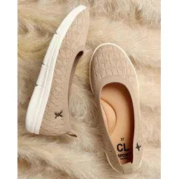 Women Slip-On Casual Shoes