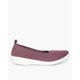 Women Slip-On Casual Shoes