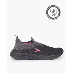 Women Slip-On Walking Shoes