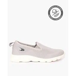 Women Slip-On Walking Shoes