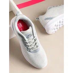 Women Woven Design Urban Street Athleisure Shoes Running Shoes For Women