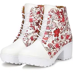 Women's Classic Boot (White_5 UK)