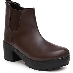 Women's Trailbourne Chelsea Boot Comfortable Fit Versatile Style Lightweight & Durable Low Block Heel For Girls/Ladies
