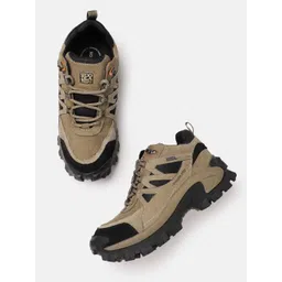 Woodland Men Colourblocked Moisture Absorbing Leather Sneakers