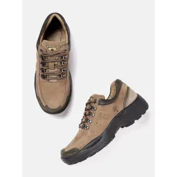 Woodland Men Leather Sneakers
