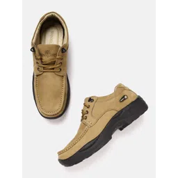 Woodland Men Leather Sneakers