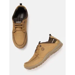 Woodland Men Leather Sneakers